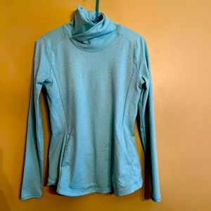 CALIA by Carrie Underwood yoga shirt